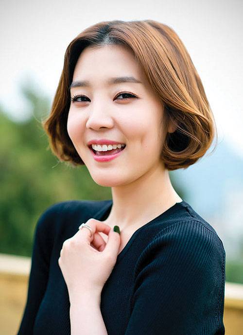 Shin Da-Eun